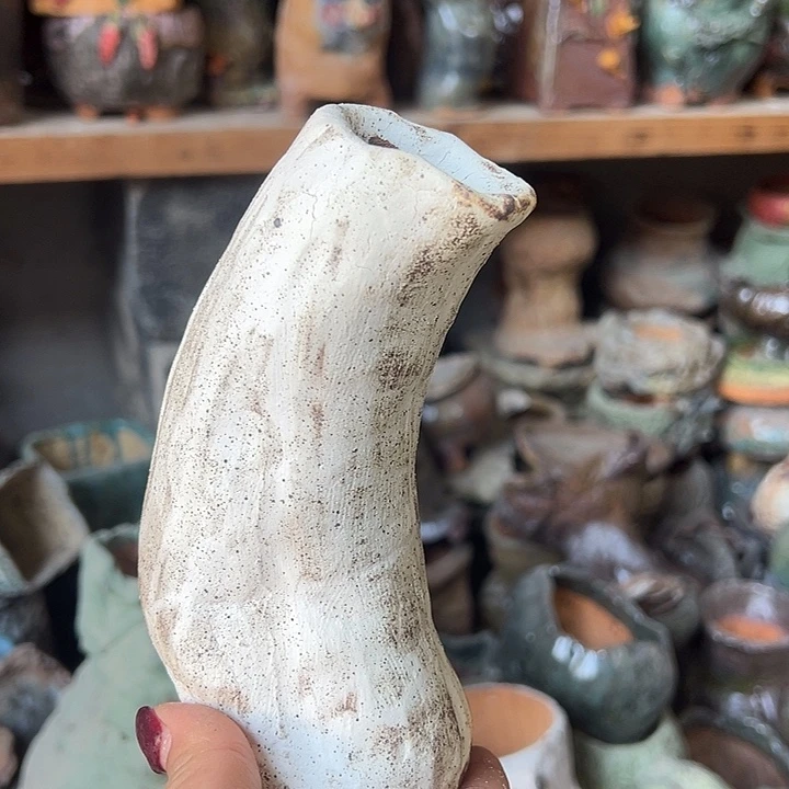 无孔手工粗陶高温花盆