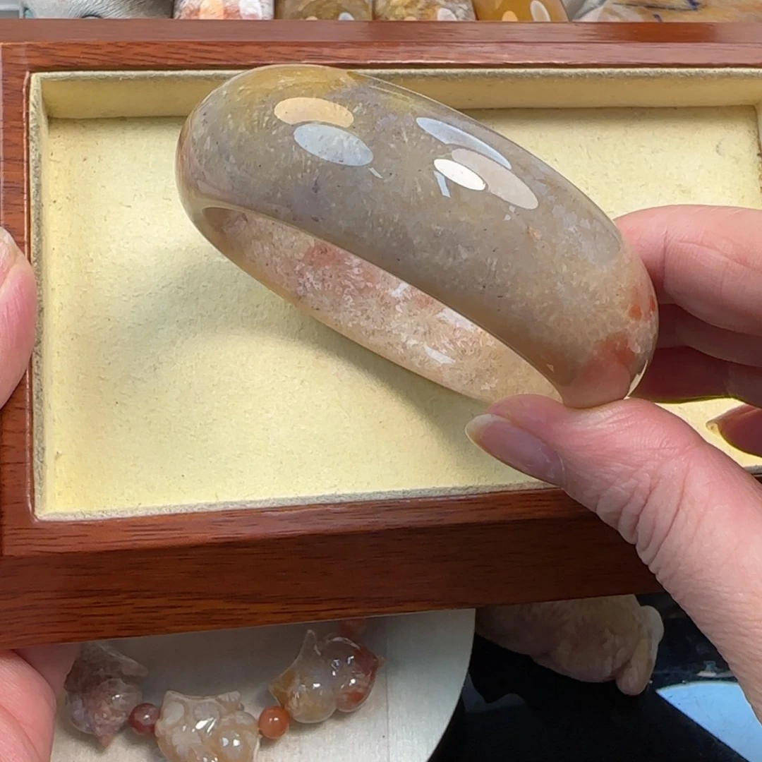 硅化珊瑚（珊瑚玉）未镶嵌手镯56-57圈600