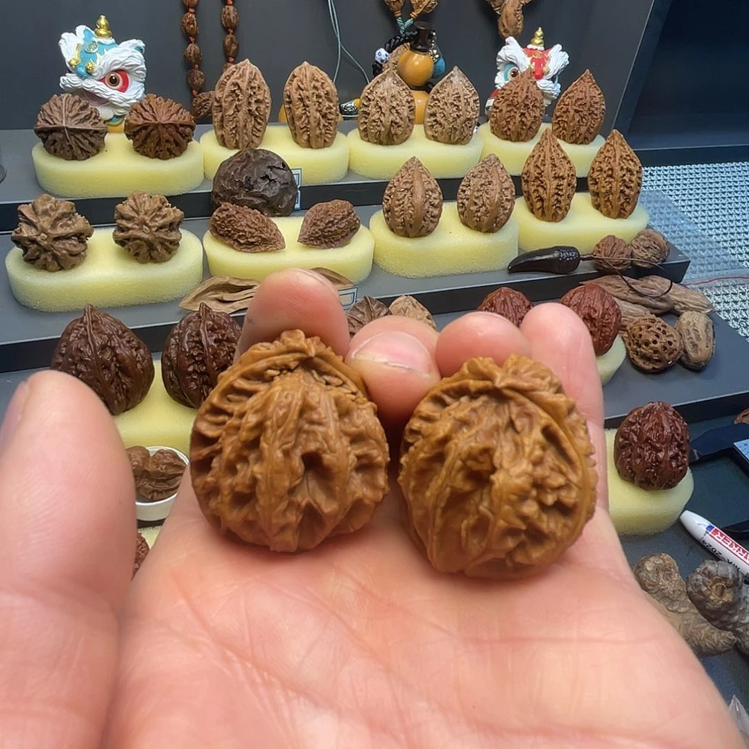 幸***8猴头核桃吊坠同树蛇头一对肚不同尺寸