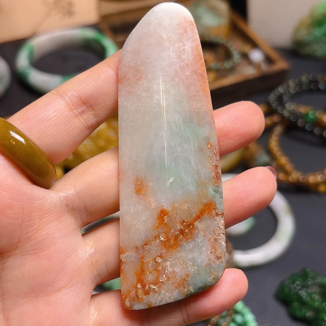 峤***佐翡翠未镶嵌颈饰专拍