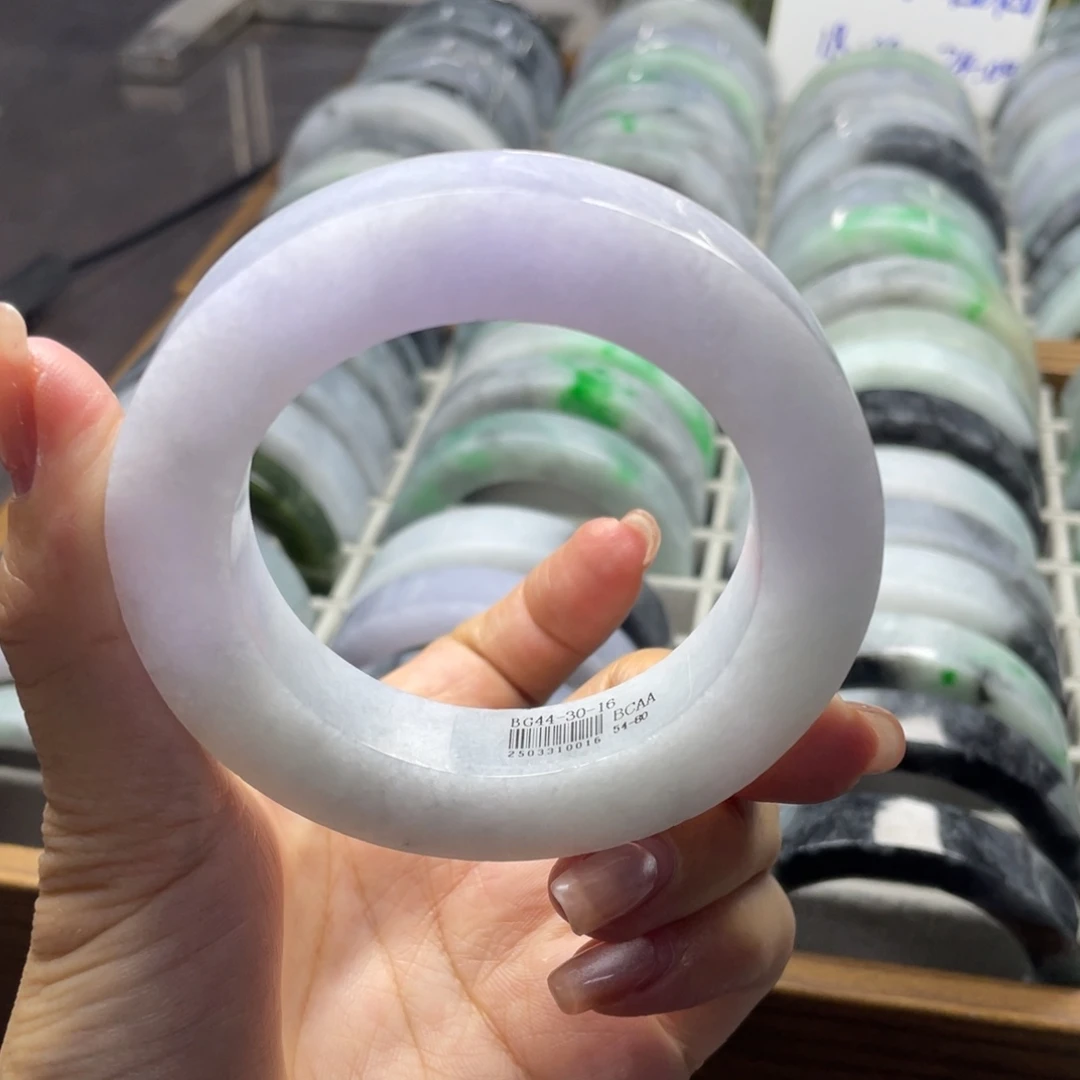 未镶嵌翡翠手镯定制翡翠