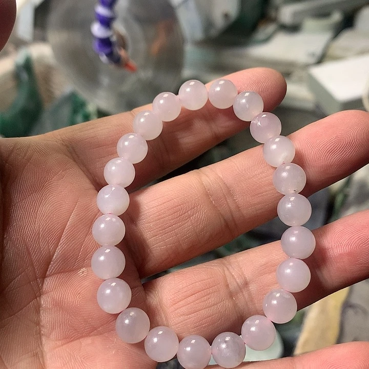 颈饰未镶嵌和田玉（糖玉）