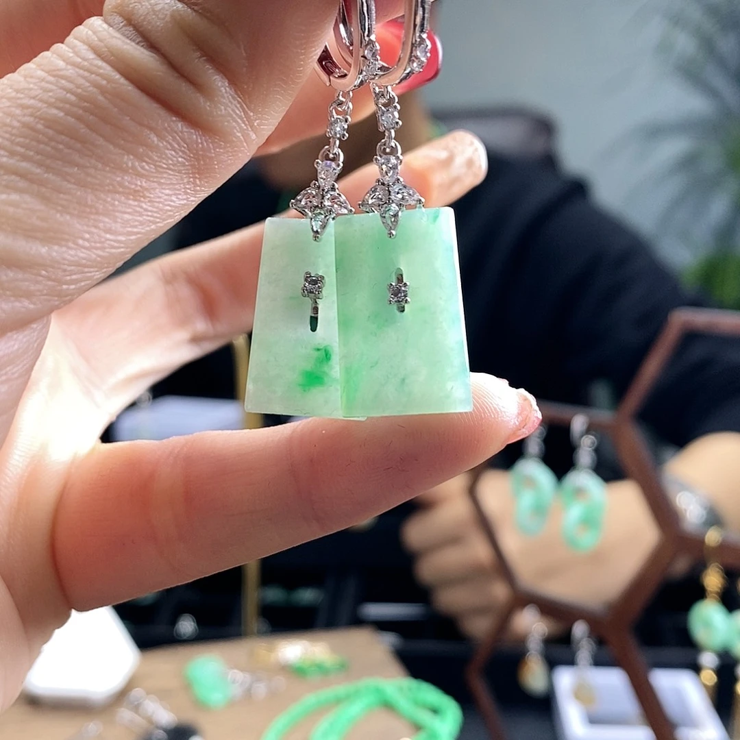 翡翠耳饰银S925镶嵌翡翠