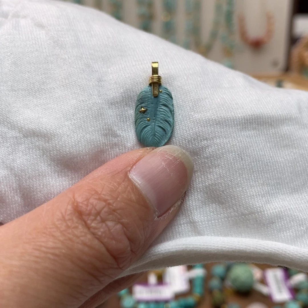 绿松石珠宝奇石18K金镶嵌