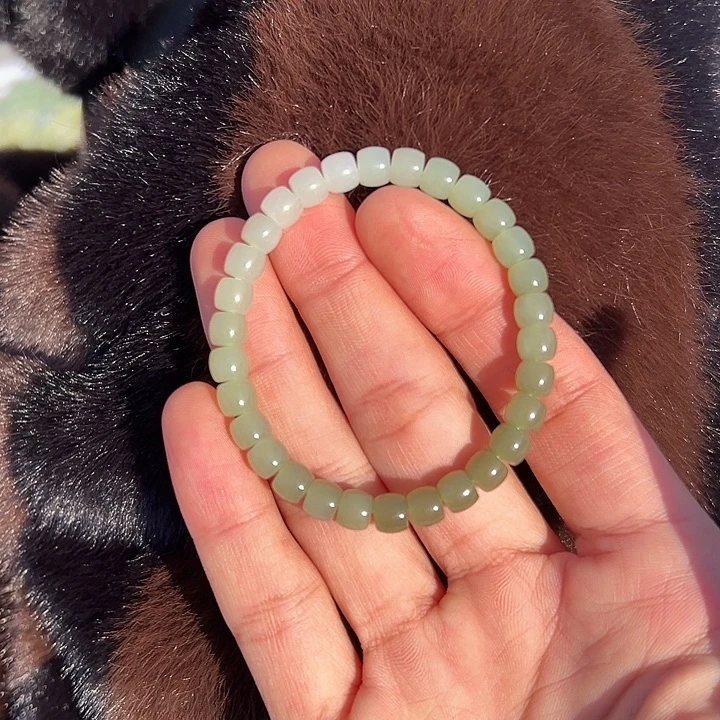 和田玉未镶嵌颈饰冰底渐变手串