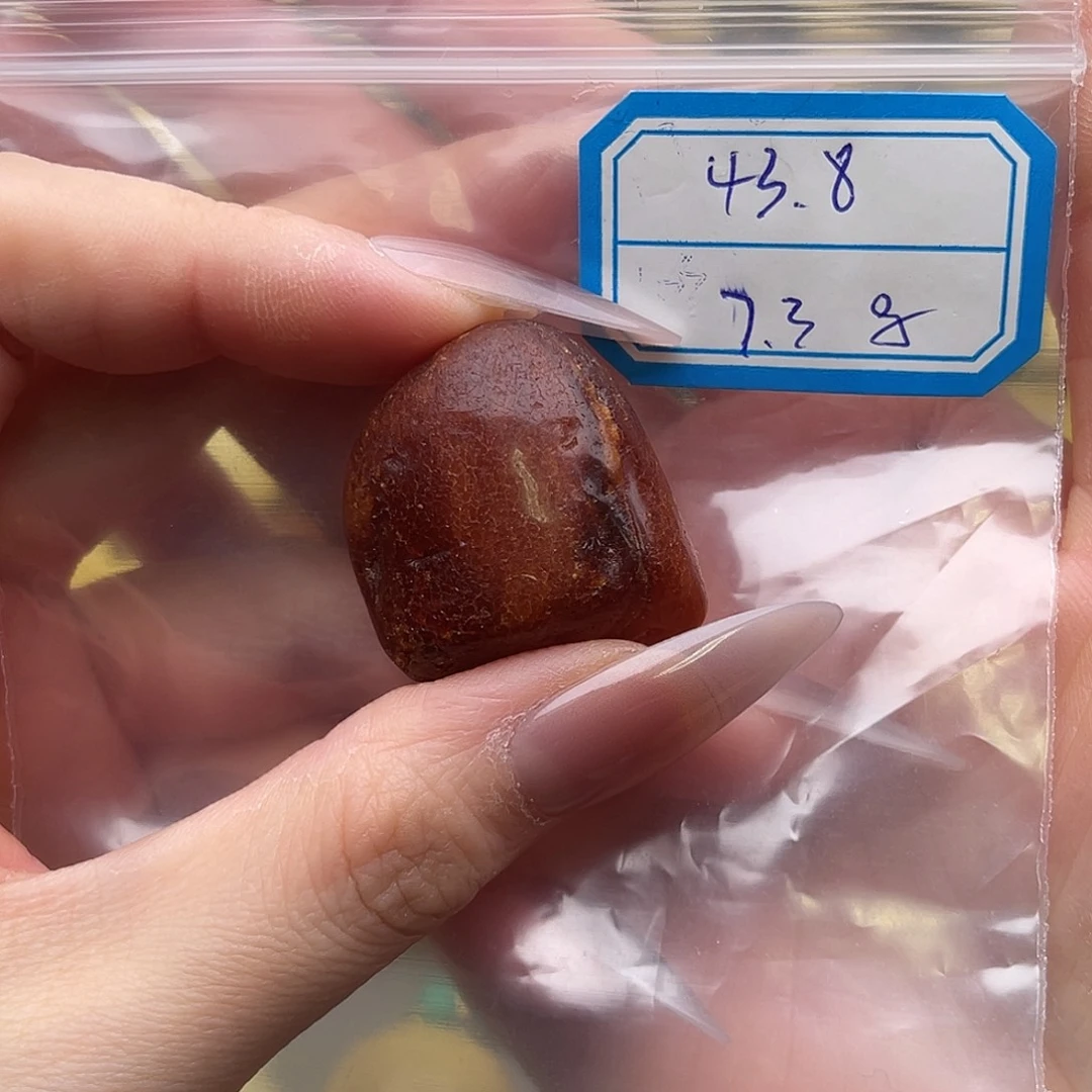 琥珀未镶嵌裸石蜜蜡原石鸽