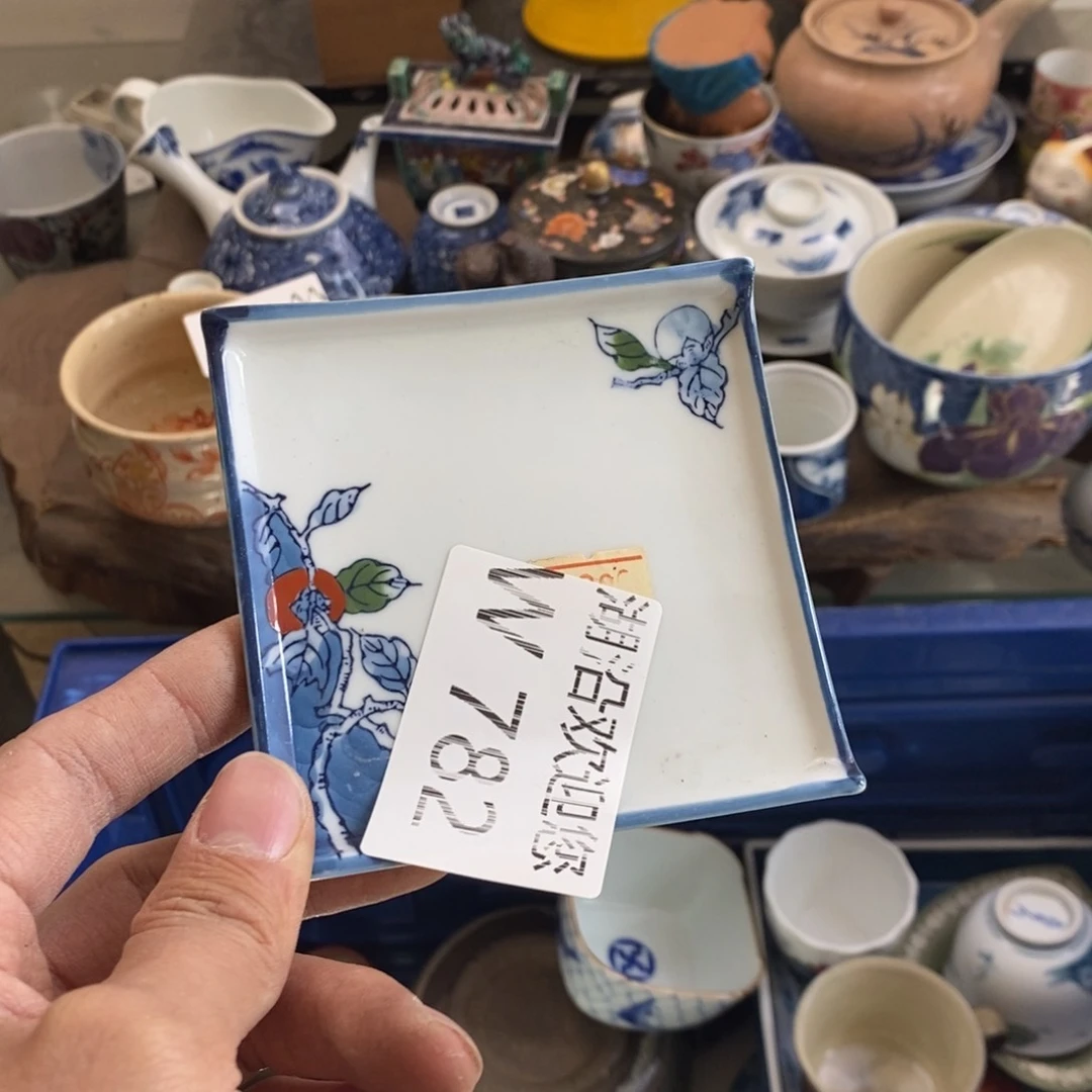 瓷器的一个人的时候我也是添****1