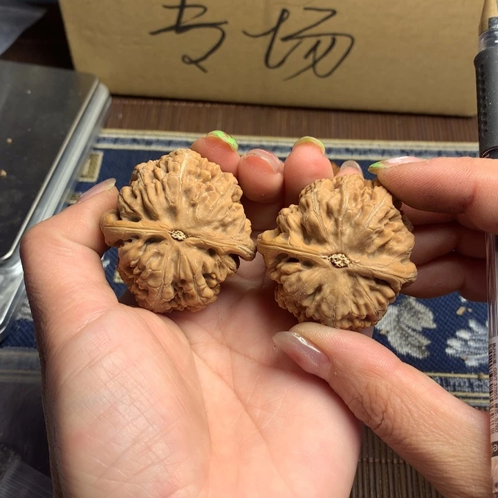 吊坠文玩核桃盖***玛粗筋