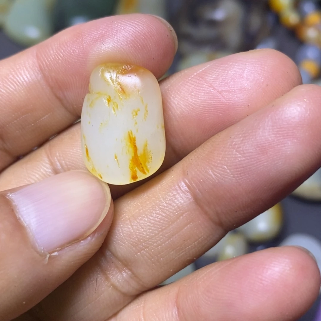 和田玉（糖玉）未镶嵌挂件