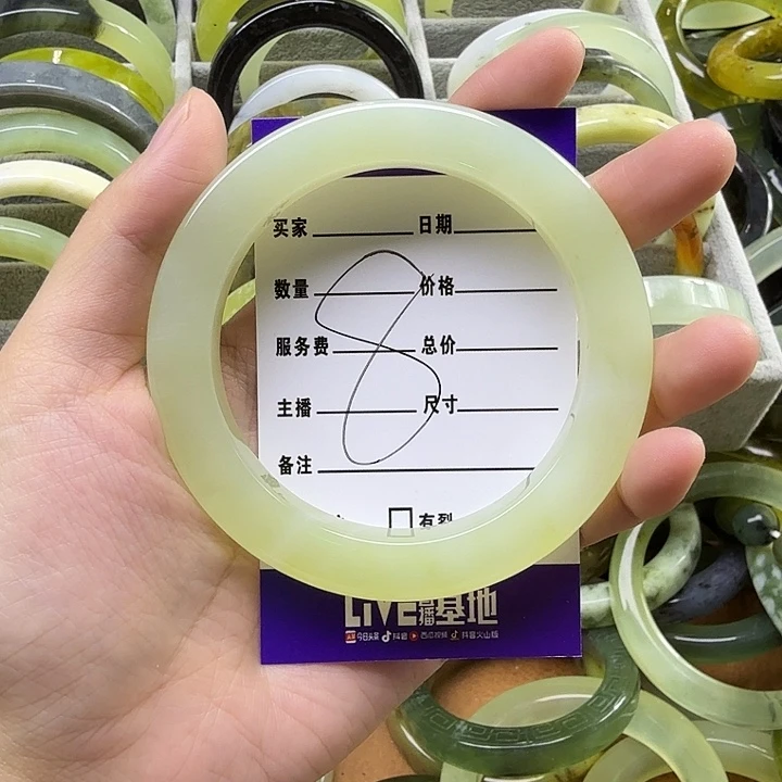 *****蛇纹石玉未镶嵌蛇纹石岫玉手镯