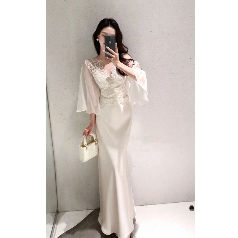 今年流行漂亮套装裙2025夏季新款半身裙两件套高级感时尚蕾丝上衣