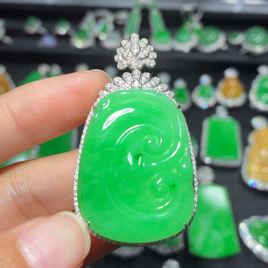 翡翠18K金镶嵌吊坠(不含链)143号