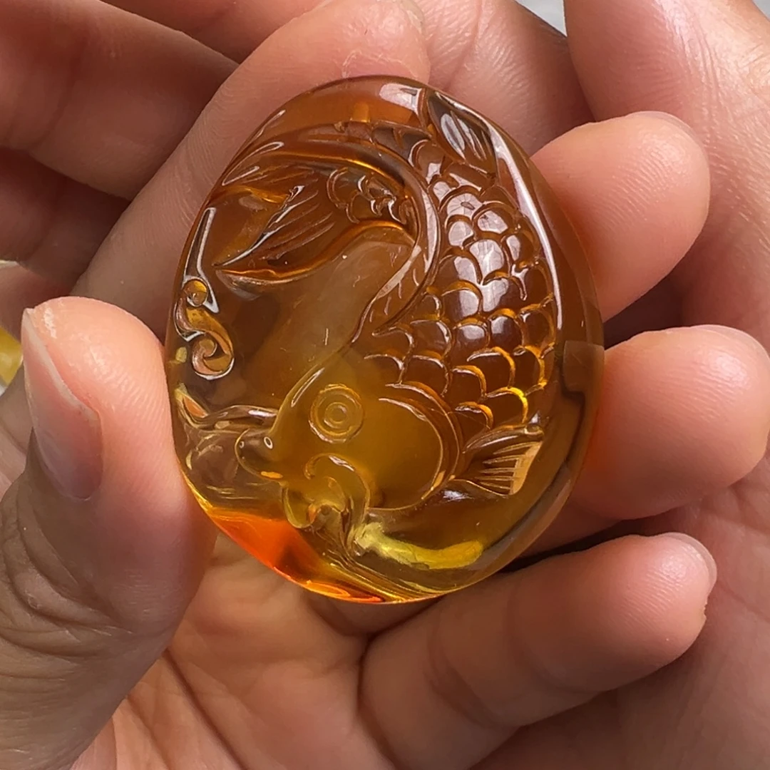 琥珀未镶嵌裸石琥珀