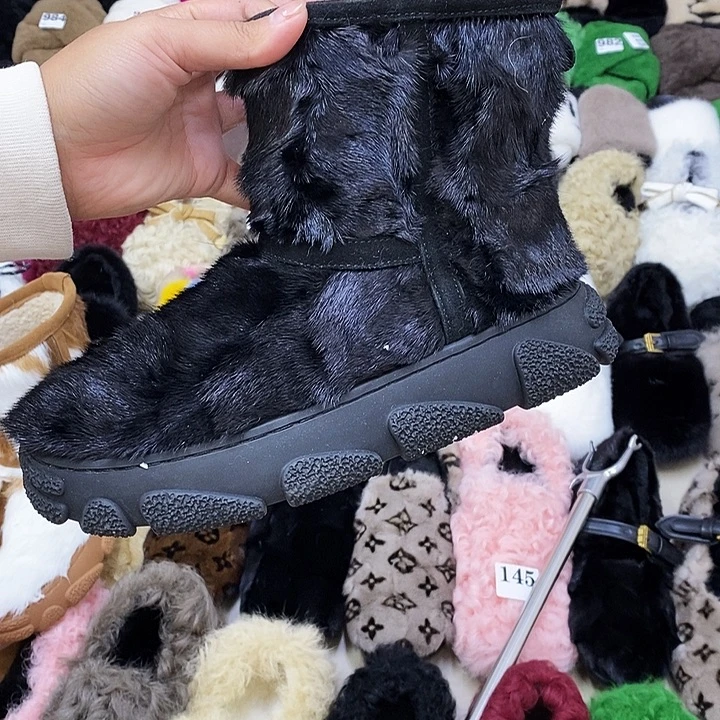 套趾拼貂短靴38码