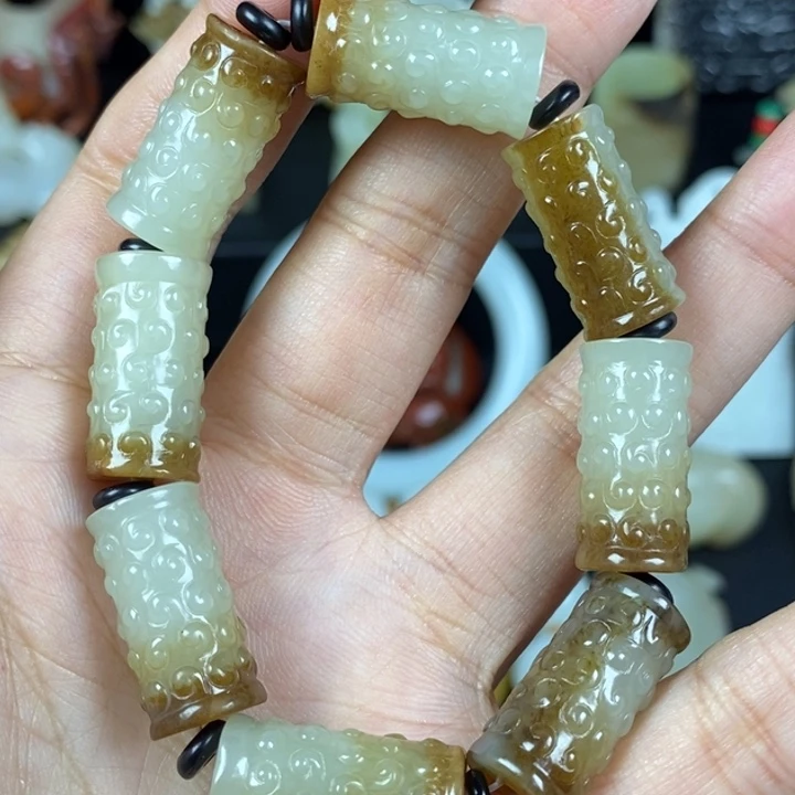 未镶嵌和田玉挂件