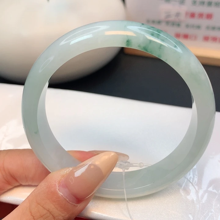 未镶嵌手镯翡翠42
