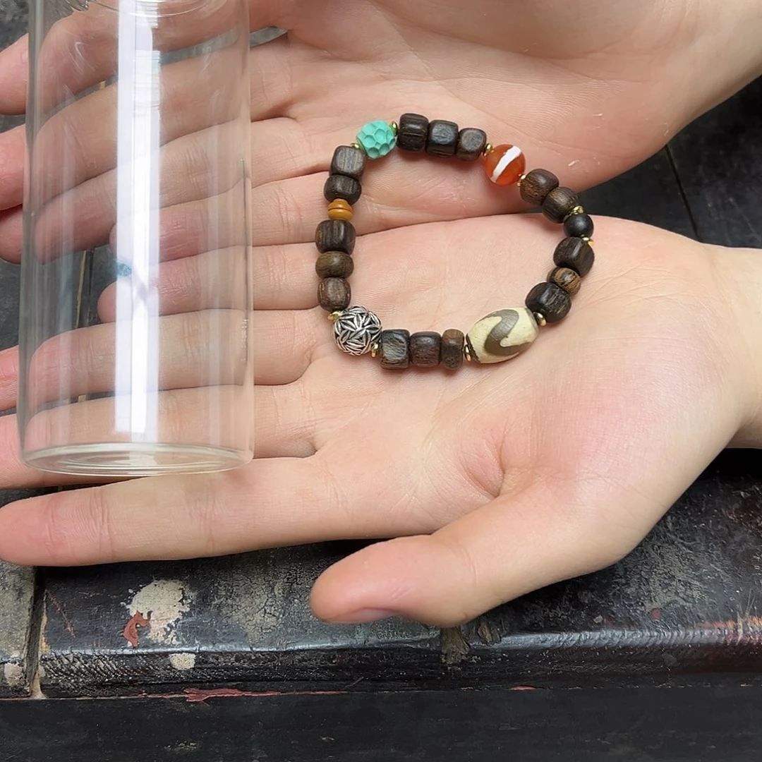 大叶紫檀（黑酸枝木类）