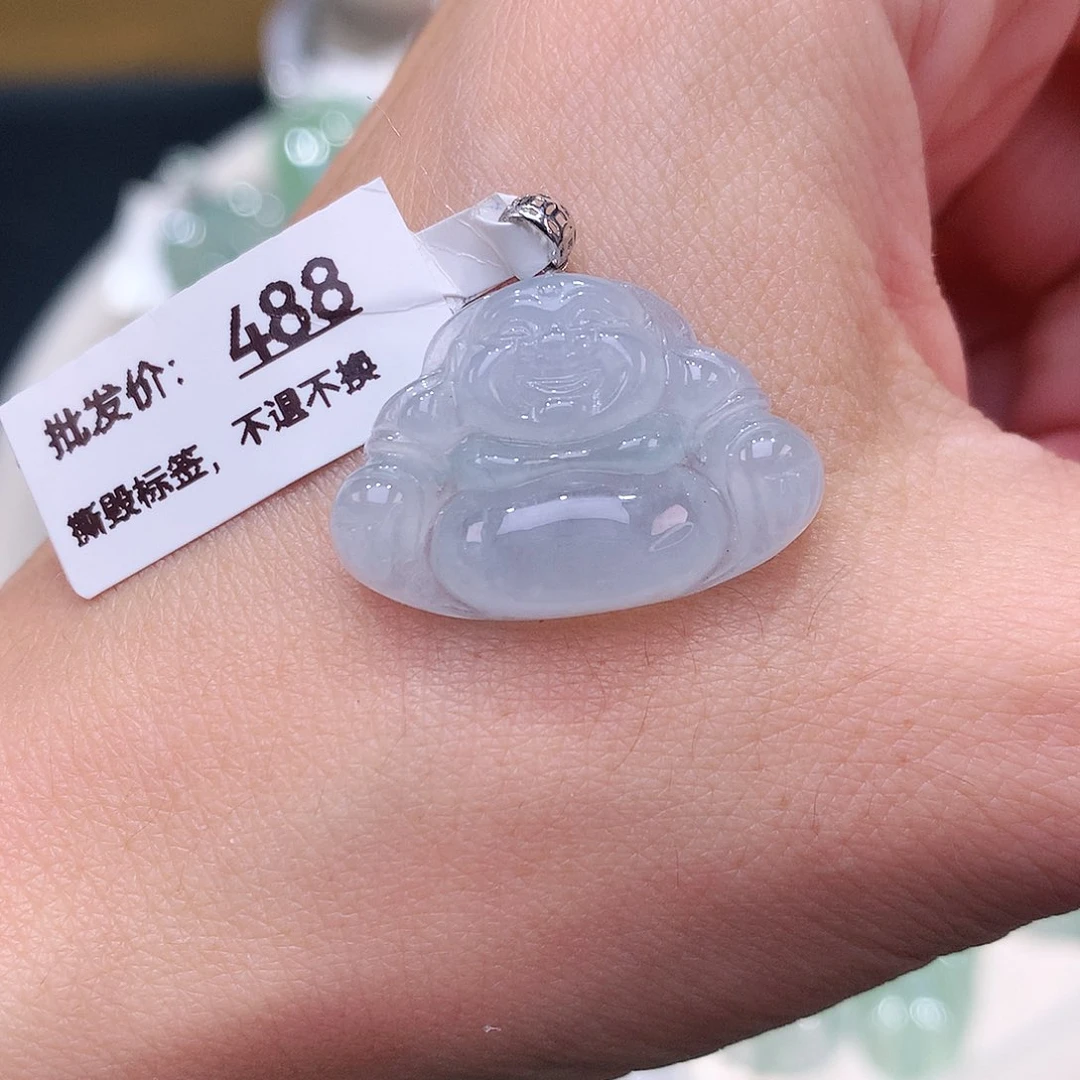 颈饰18K金镶嵌翡翠福利