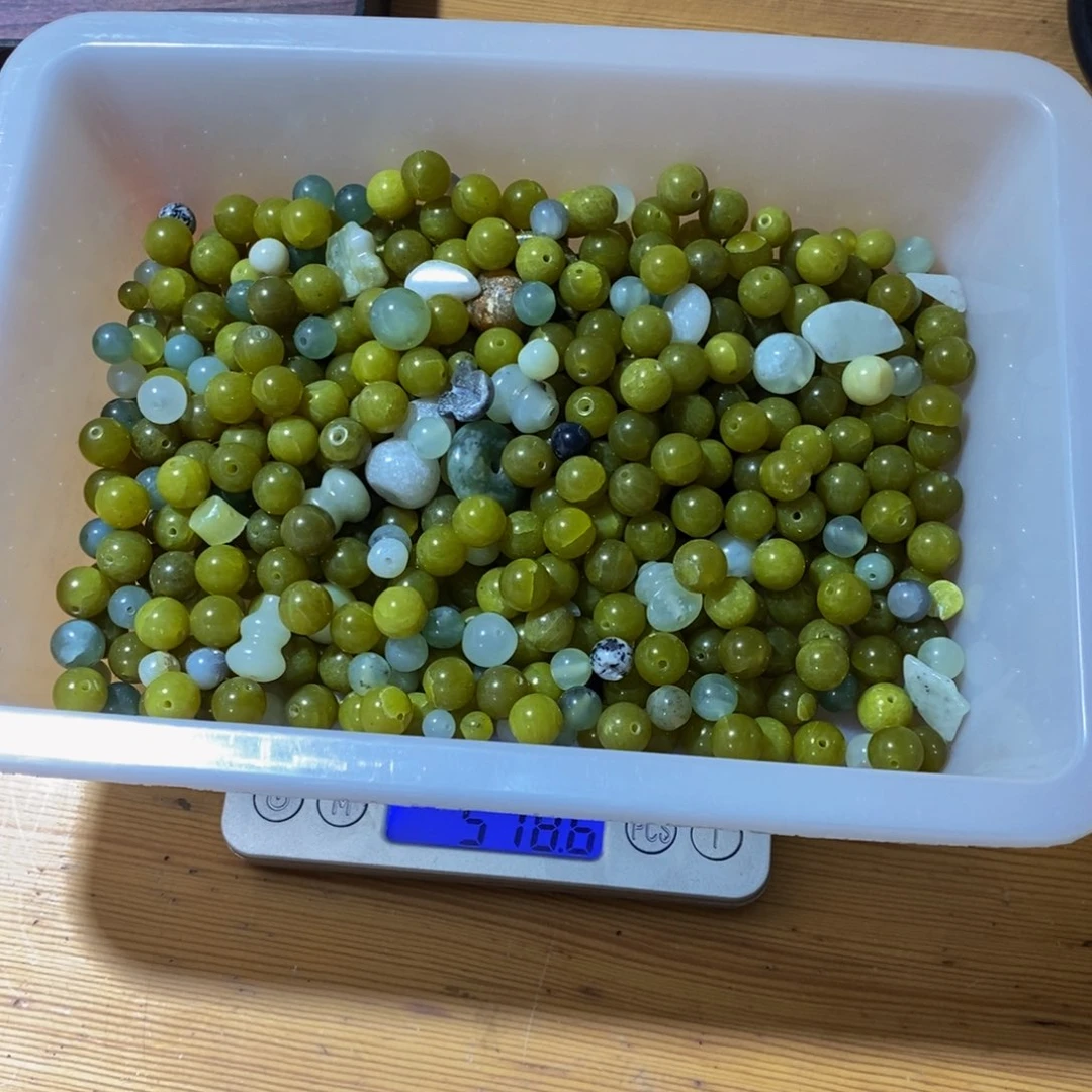 蛇纹石玉未镶嵌颈饰102