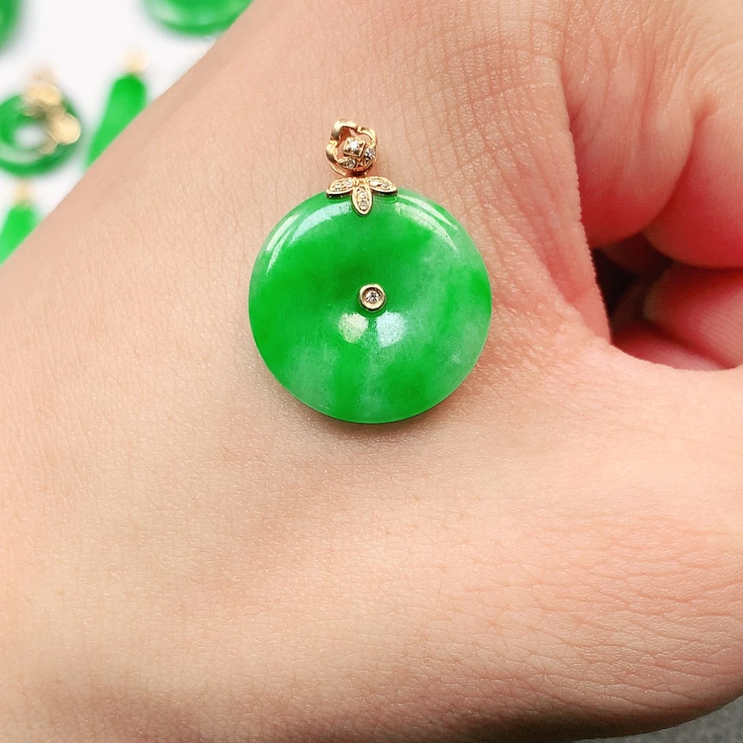 吊坠(不含链)18K金镶嵌翡翠