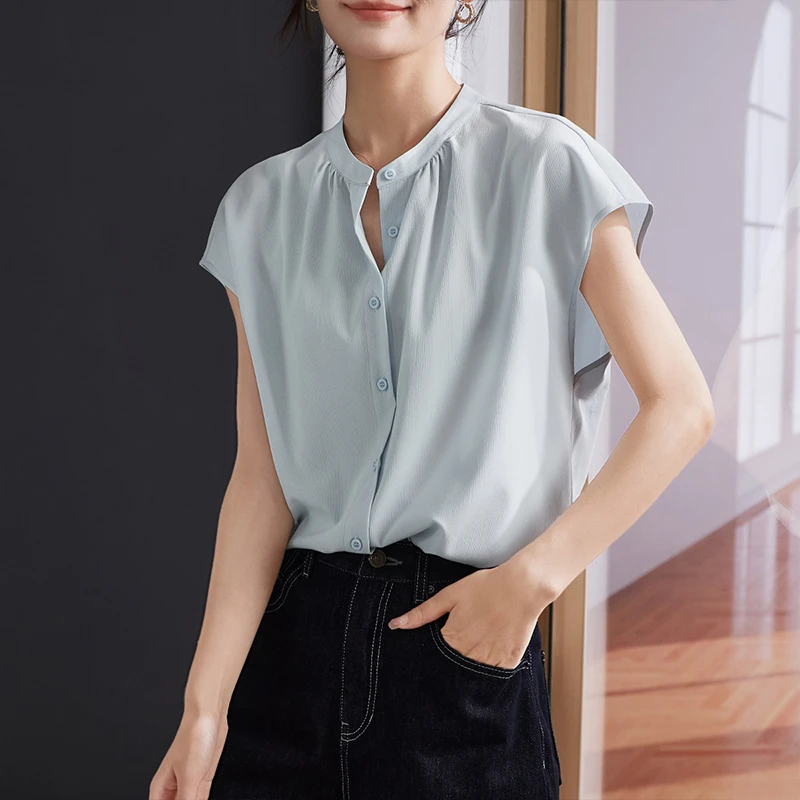索菲丝尔圆领短袖衬衫女上衣2025夏季宽松休闲透气纯色小衫523126