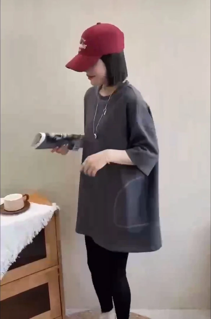 欧货2025，夏季新款通勤百搭短袖T恤时尚口袋宽松纯色大阪上衣