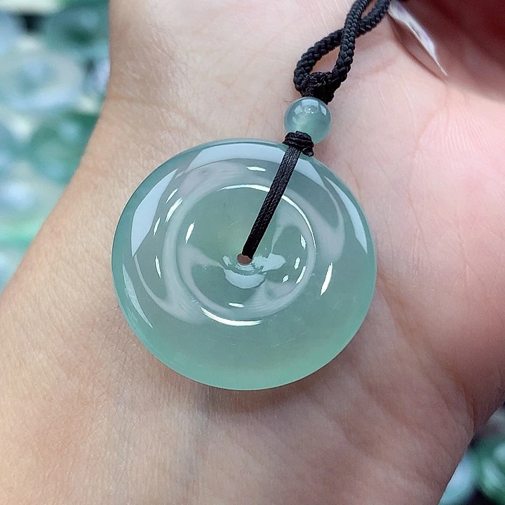 颈饰未镶嵌翡翠葫****药尺寸24.3/5.4