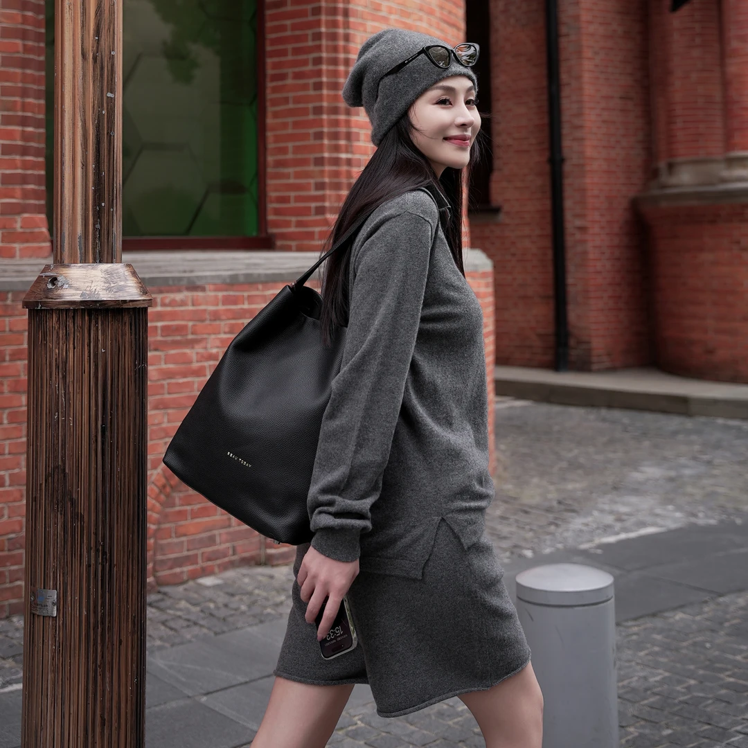 【YSU】时髦减龄显身形灰色高级长袖套头翻领开衫打底Y330194