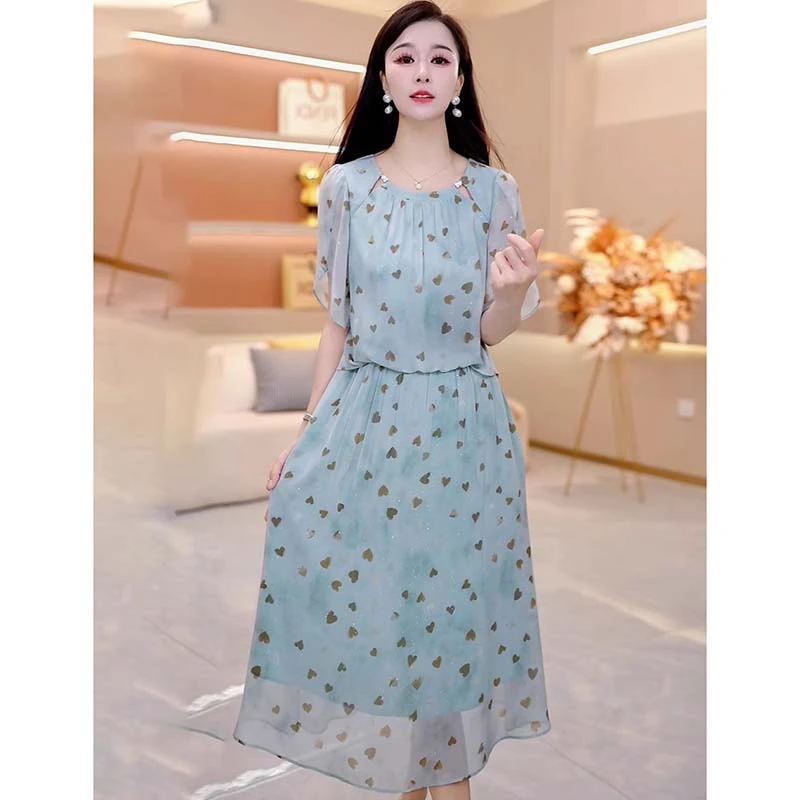 【有里布】2025年夏季新款时尚优雅减龄连衣裙宽松显瘦气质D2641