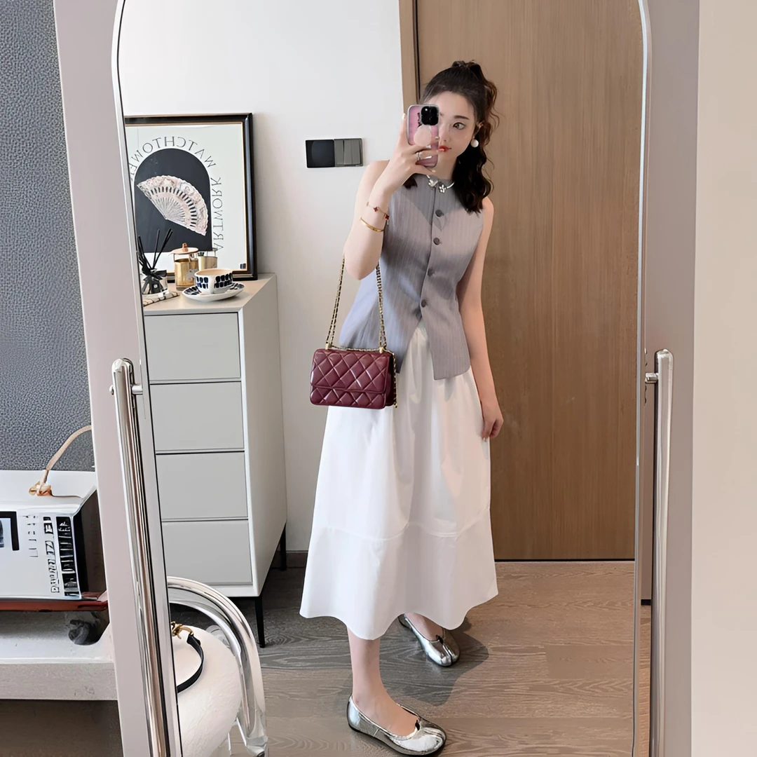 2025夏季新款无袖条纹马甲上衣搭白色半身裙套装白领职业装知性