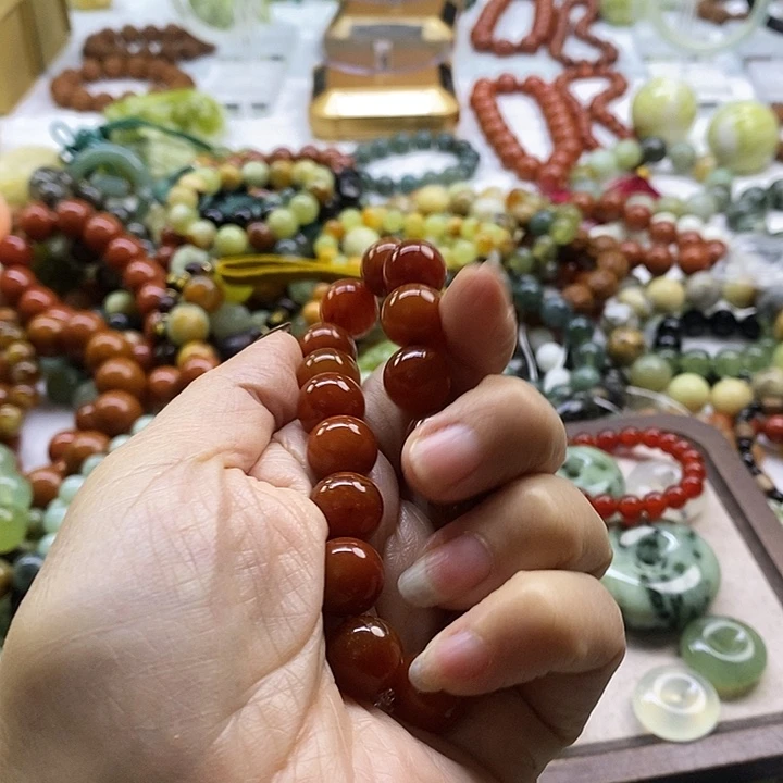 未镶嵌蛇纹石玉手镯谁**爱