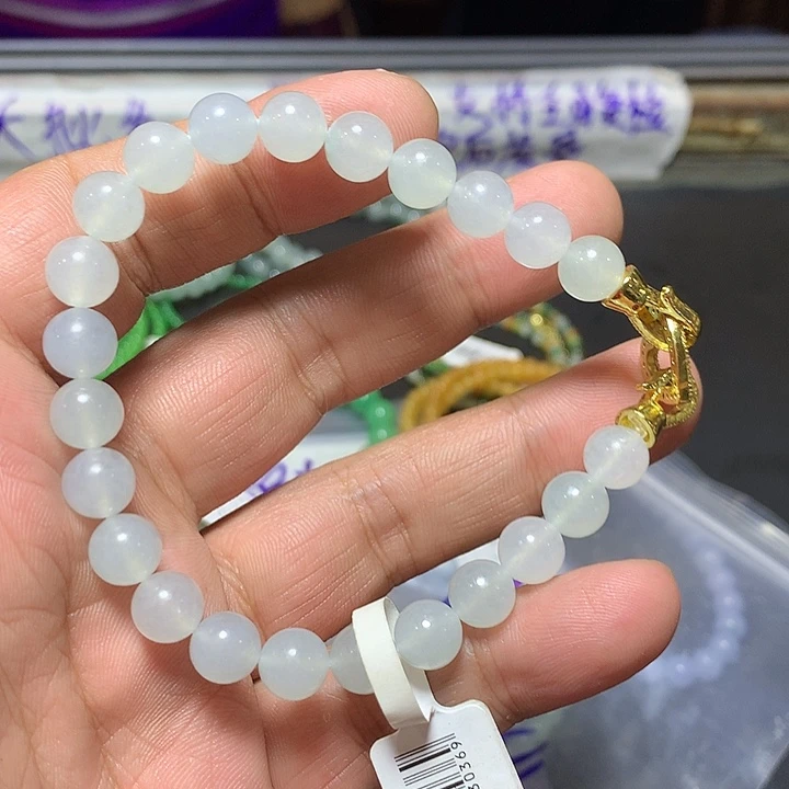 定制翡翠未镶嵌卡8