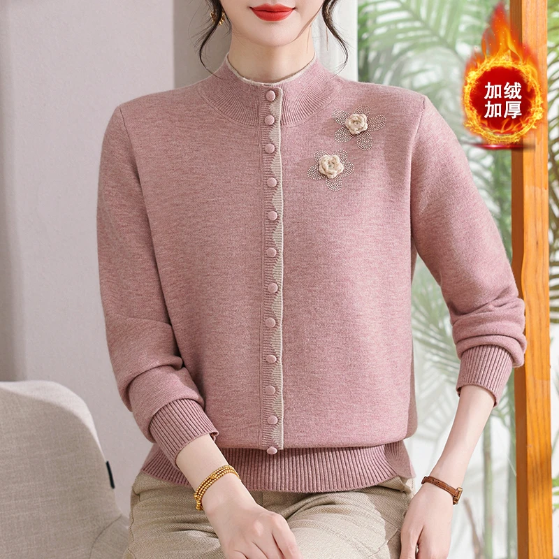 妈妈装加绒加厚毛衣女中老年宽松洋气针织打底衫超厚一体绒上衣女