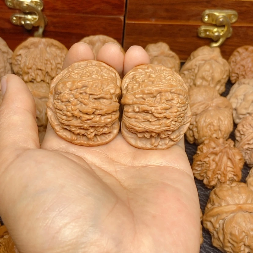 【闪购商品】吊坠文玩核桃b****a白狮子43