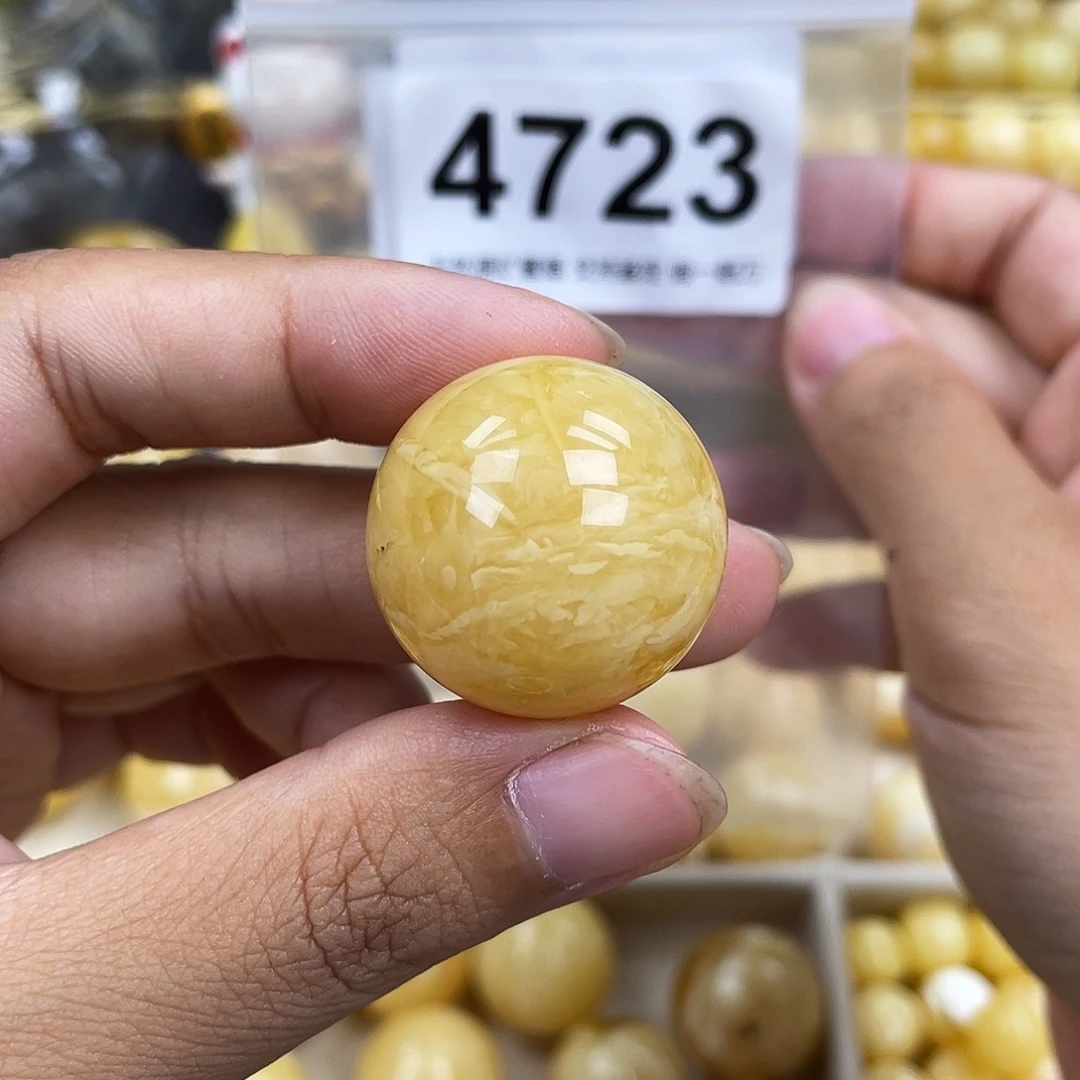 琥珀未镶嵌珠宝奇石25.4