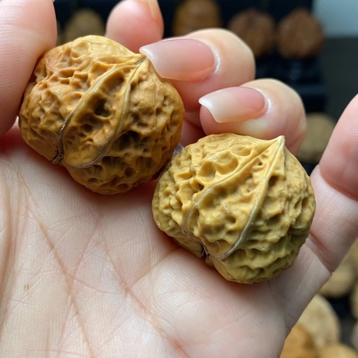 文玩核桃吊坠手捻