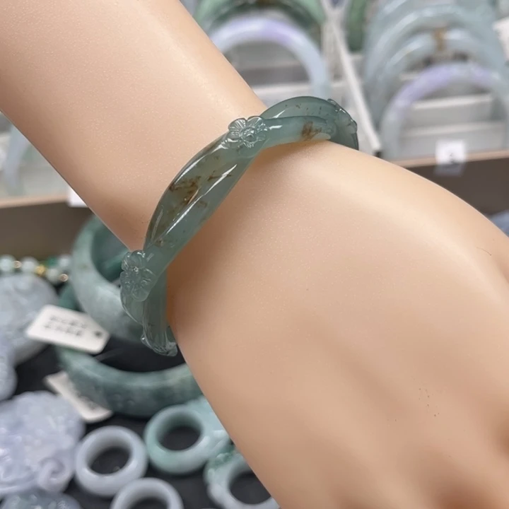 鸳***茵翡翠未镶嵌手镯连理枝55