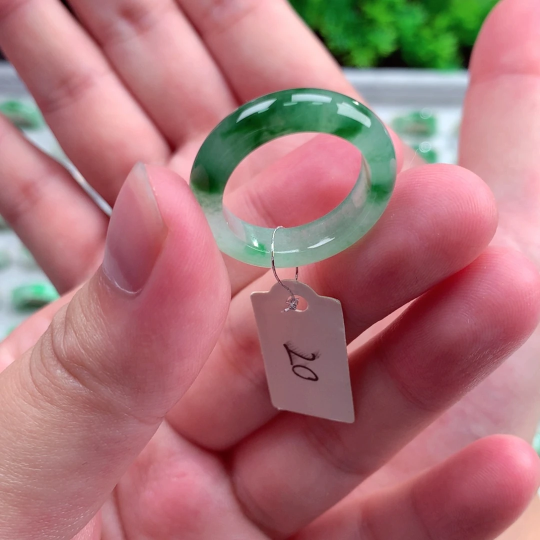 未镶嵌戒指翡翠天然