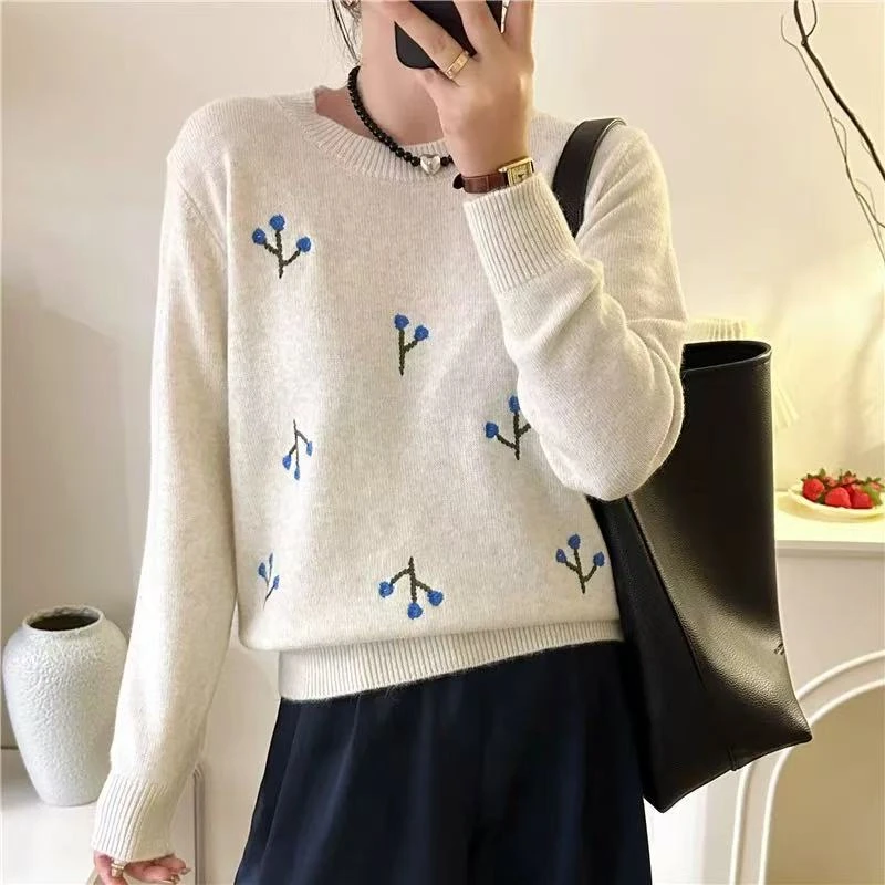 5778高级感绣花”毛衣女秋冬爆款宽松针织上衣内搭打底衫