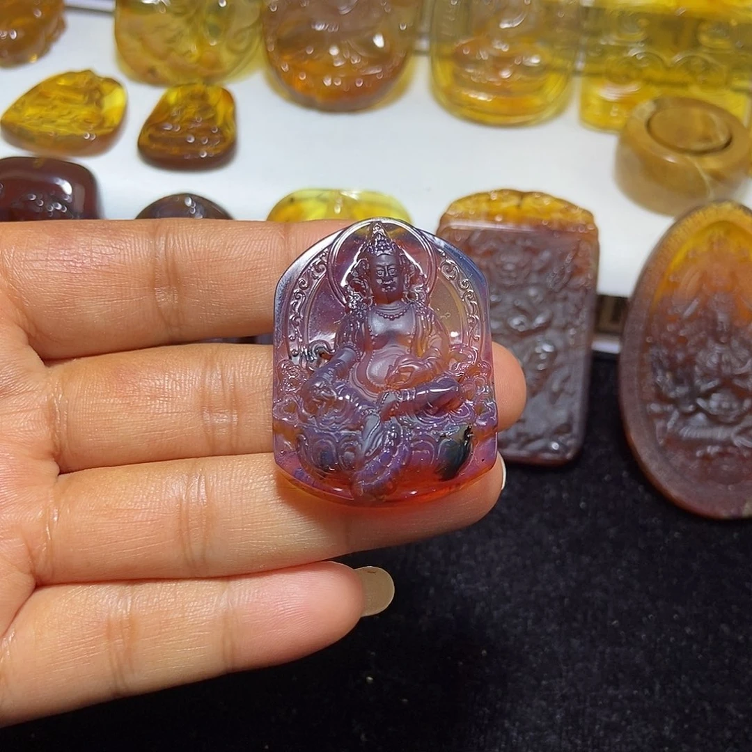 琥珀未镶嵌颈饰缅甸天然琥珀吊坠