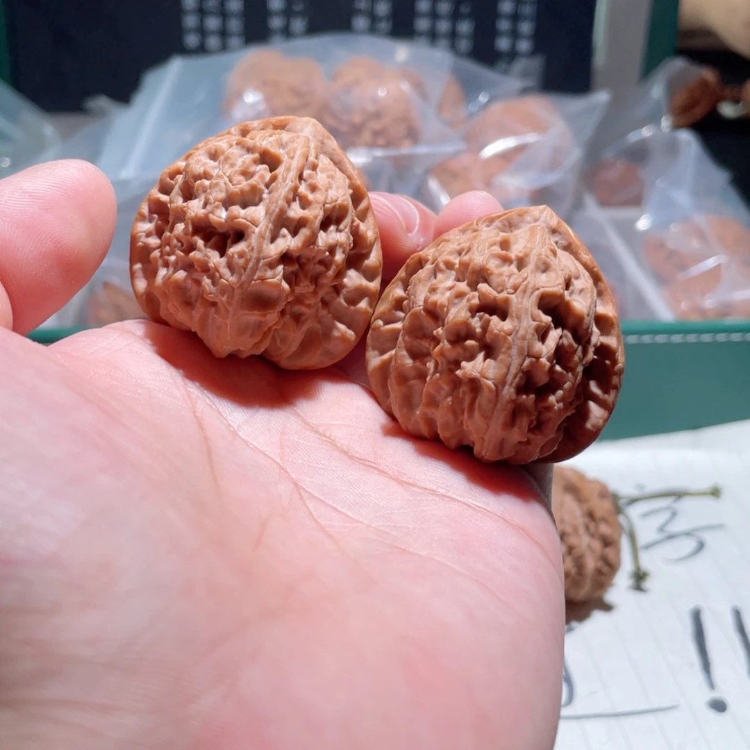 吊坠文玩核桃40三角白s