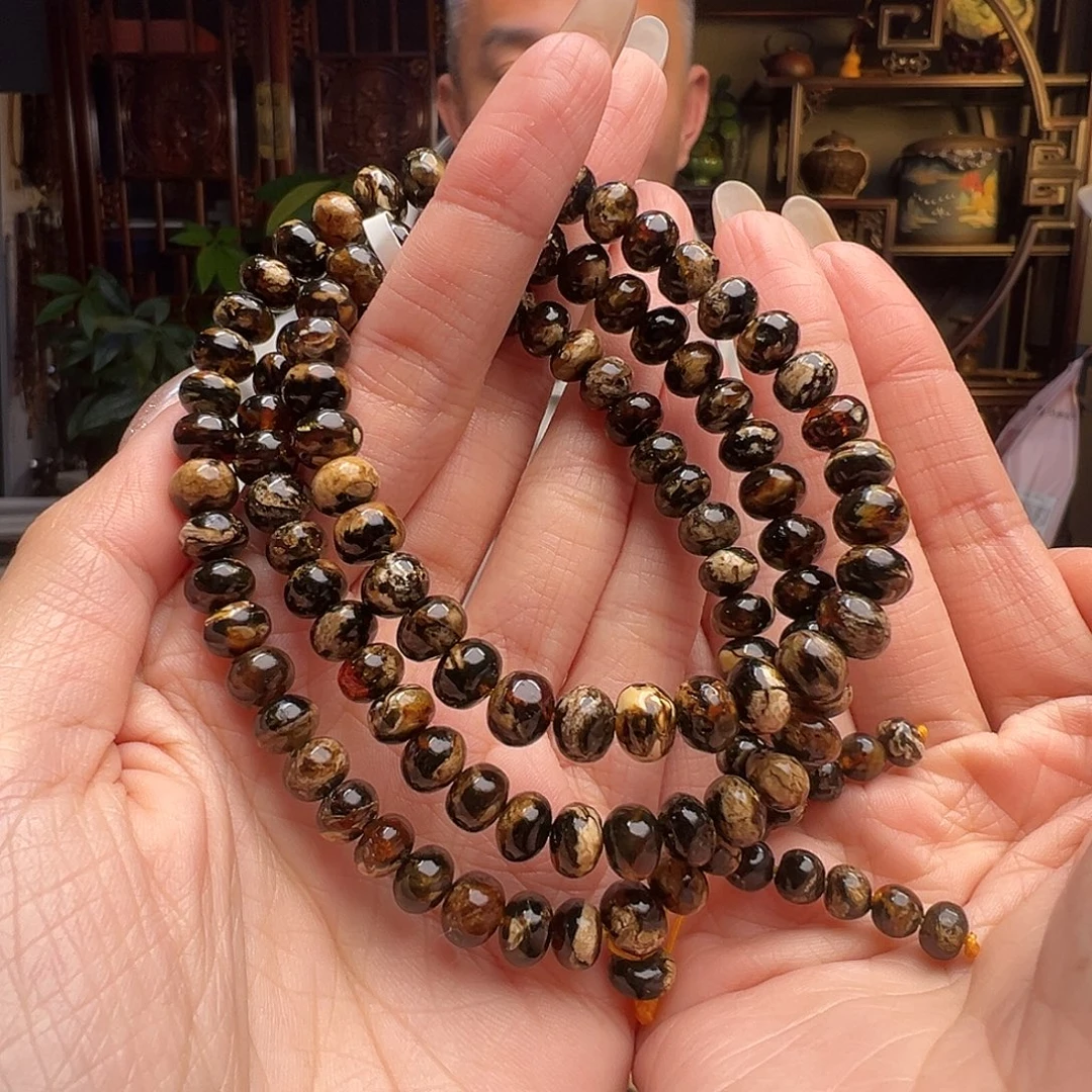 家****琥珀未镶嵌裸石抚顺琥珀20435七