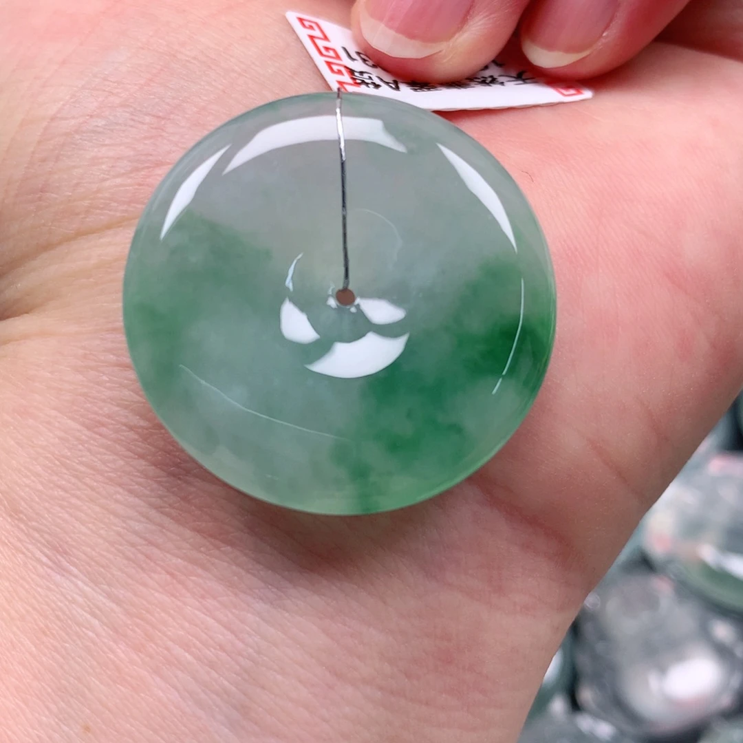 颈饰未镶嵌翡翠天然翡翠