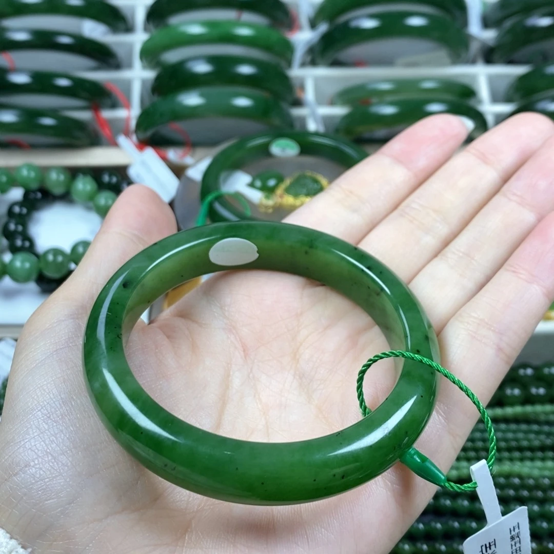 和田玉（碧玉）手镯未镶嵌56