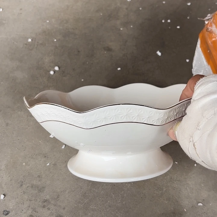 碟微瑕介意勿拍……1个