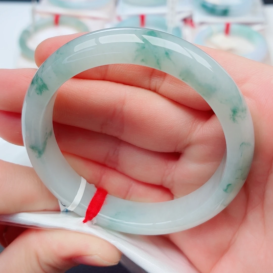 翡翠未镶嵌手镯天然翡翠A货