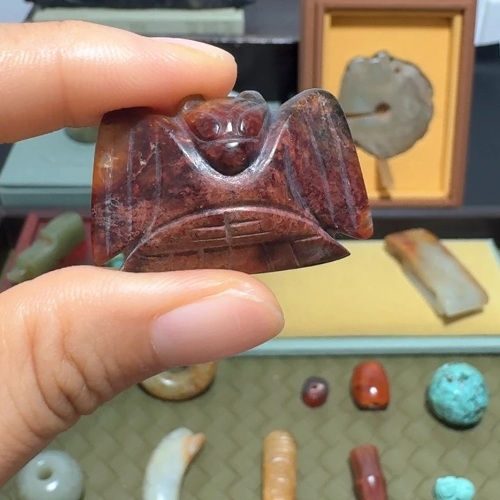 用***5颈饰未镶嵌和田玉