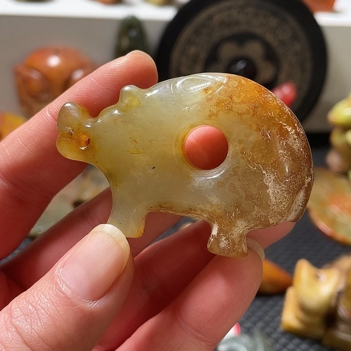 蛇纹石玉未镶嵌挂件