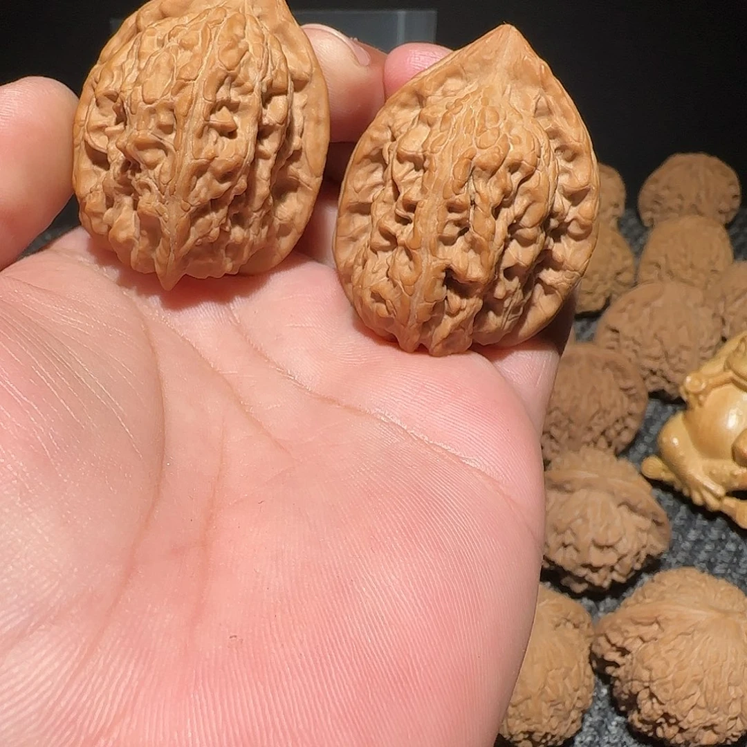 把件文玩核桃37赤龙鸡心