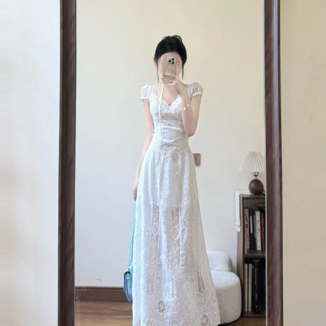 法式小飞袖白色连衣裙女夏季度假蕾丝假两件漂亮白月光气质长裙